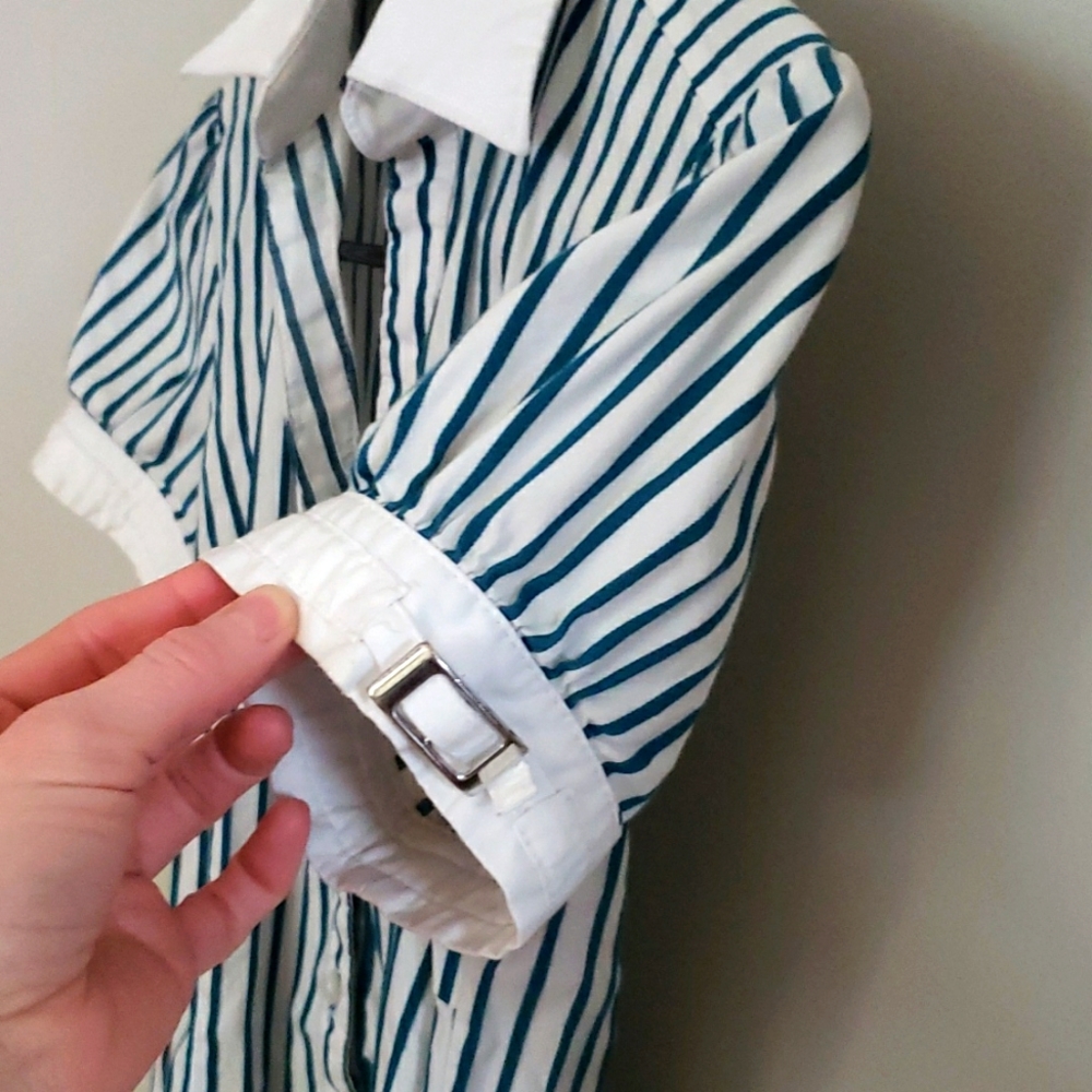 Express Tailored V-Neck Button Down - image 3